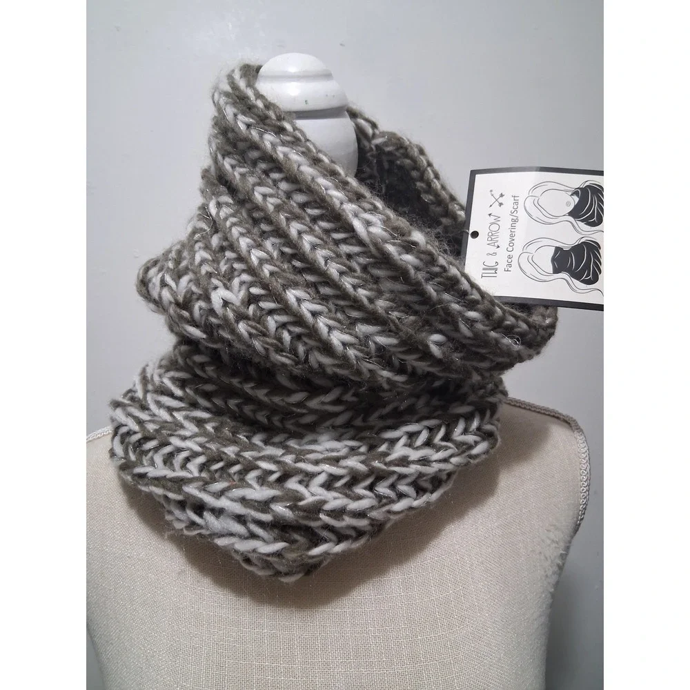 Twig & Arrow Womens Chunky Knit Infinity Scarf Taupe White Metallic Face Cover